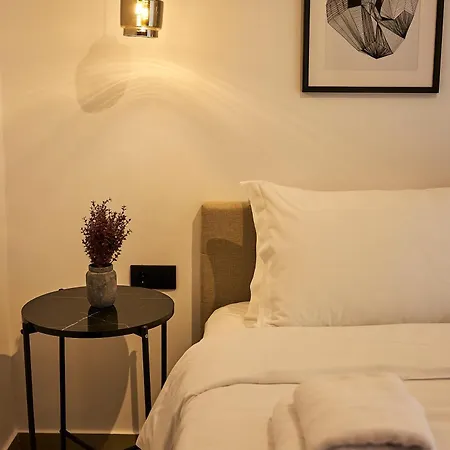 Magenta Luxury By Binobi! Apartment