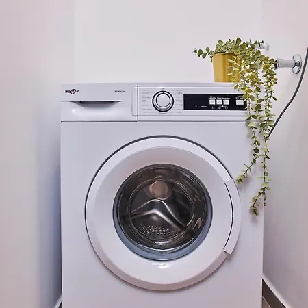 Magenta Luxury By Binobi! Apartment