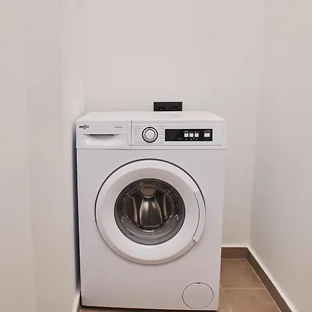 Magenta Luxury By Binobi! * Tessalónica